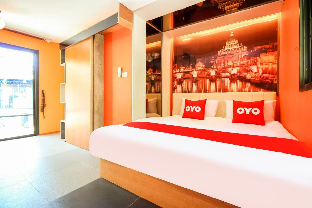 Oyo 271 The Resort Romklao Бангкок Экстерьер фото